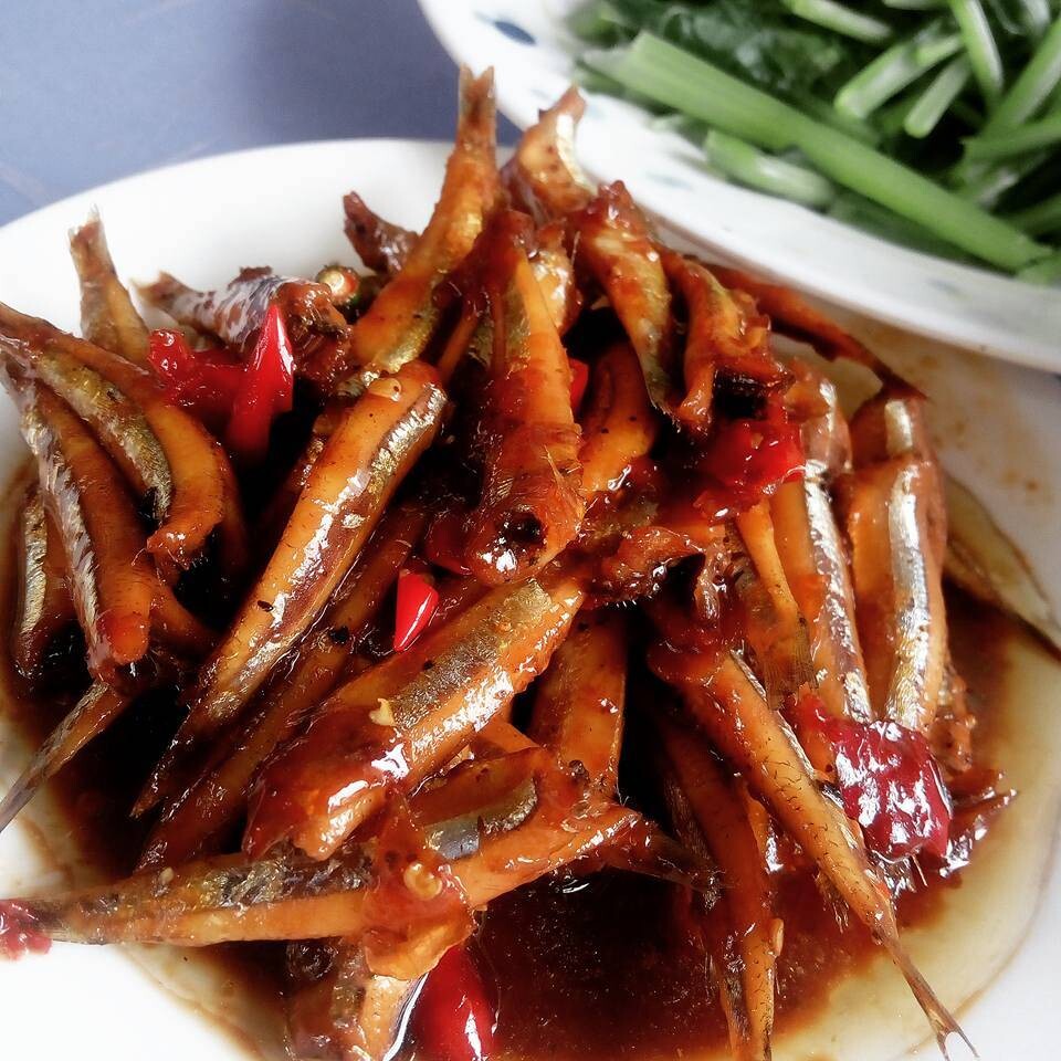 Cá cơm kho tiêu