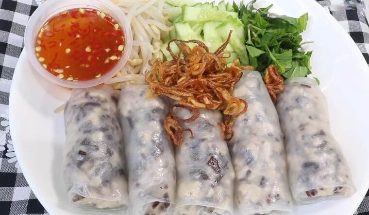 Bánh Cuốn Nóng