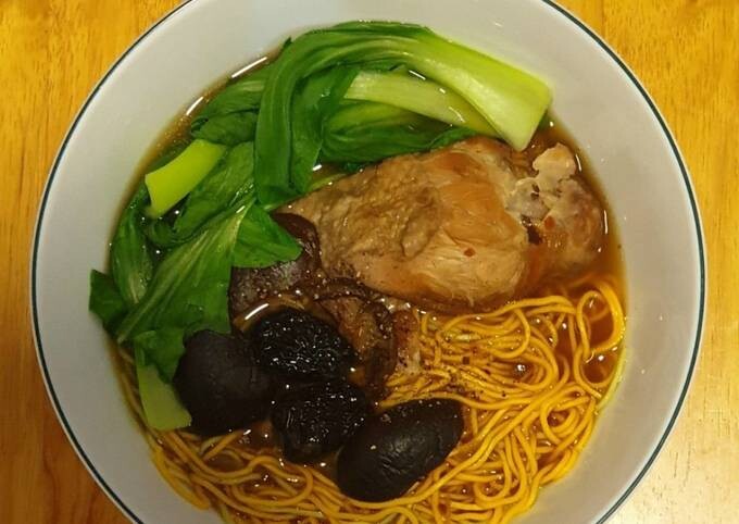 Mì Gà Tiềm