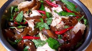 Thịt luộc dưa mắm