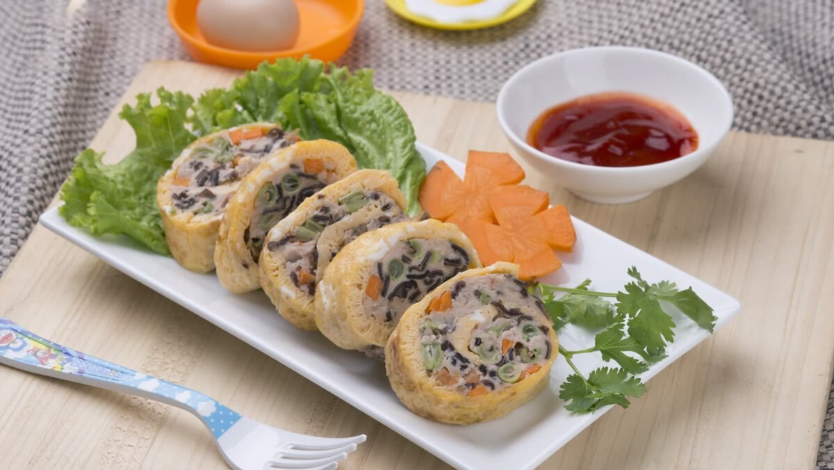 Trứng Cuộn Ngũ Sắc
