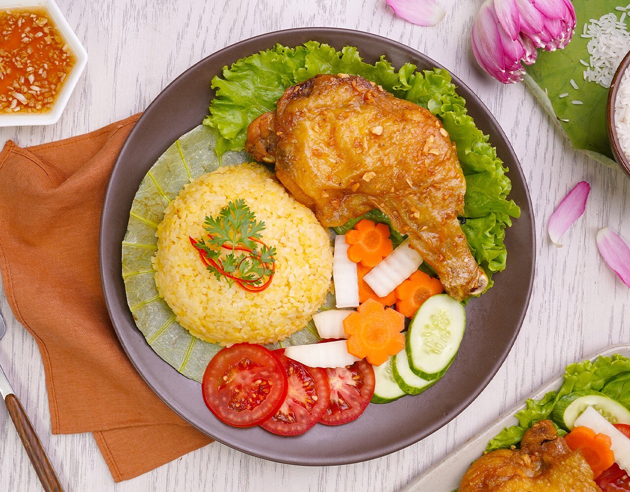 Đùi Gà Mắm Tỏi + Cơm Chiên