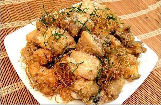 ức gà rang muối
