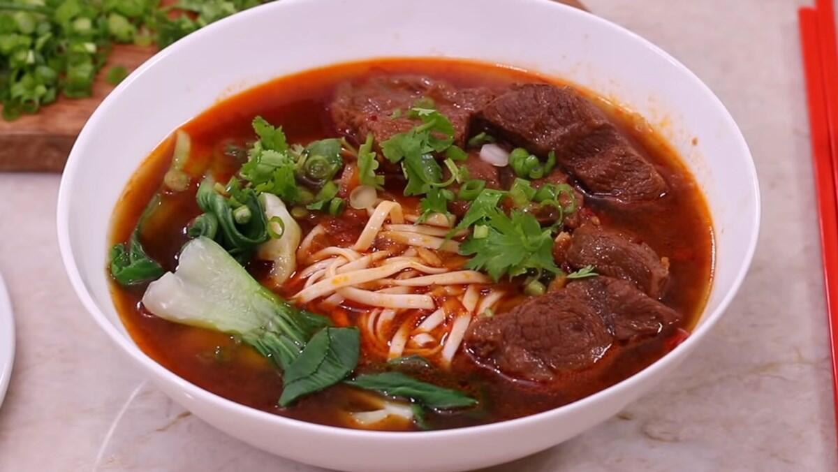Mì Bò Hầm