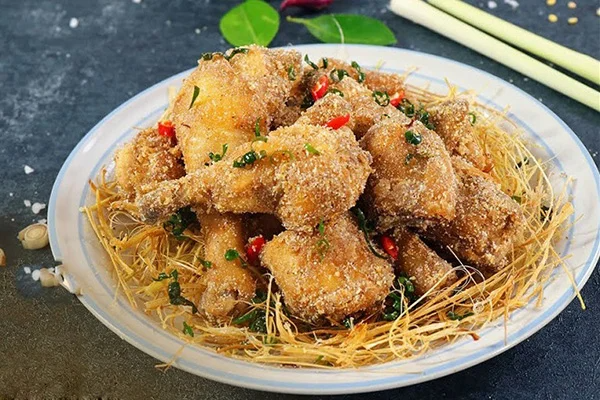 Đùi Gà Chiên Muối Tôm